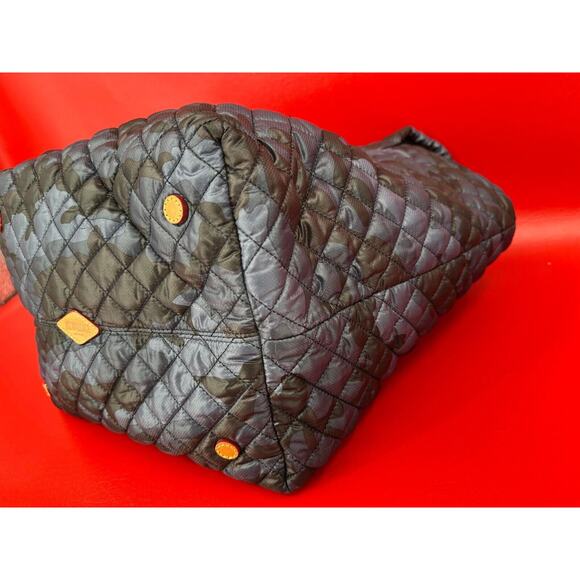 MZ Wallace Metro Blue Camo Travel Quilted Tote Bag With Matching Pouch Excellent - Picture 9 of 16